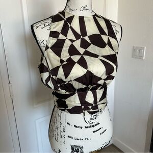 L’ACADEMIE Revolve Geometric Print Sleeveless Top XS